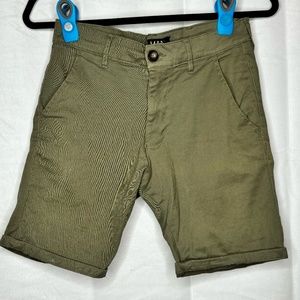 COPY - Boohoo Mens Green Shorts